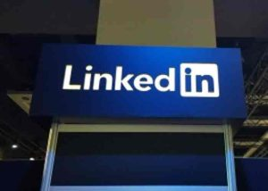 yespunjab's tweet photo. LinkedIn appoints Kumaresh Pattabiraman as Country Manager, Product Head in India

#LinkedIn #LinkedInIndia #KumareshPattabiraman #CountryManager #ProductHead #YesPunjab
@LinkedInIndia

https://t.co/MqxPW8l1EH https://t.co/ZtAQw1g9UJ