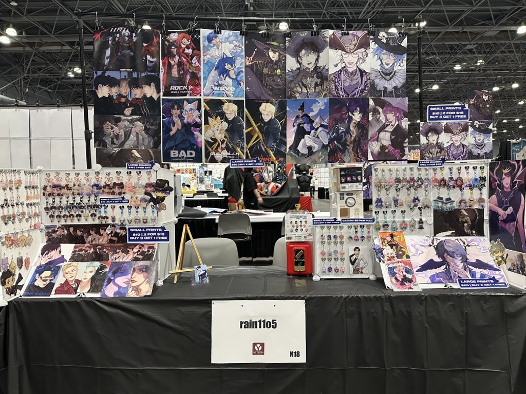 my #anyc catalogue + table !💫
i’m at N18! pls come and visit ^^) i’ll have on site sketch comms open + free stickers for atinys! 
#animenyc #anyc2024