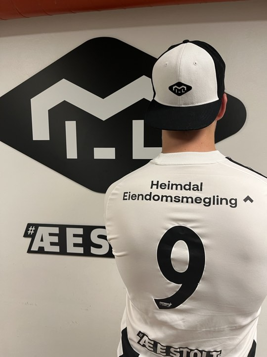 Melhus Senior tweet media