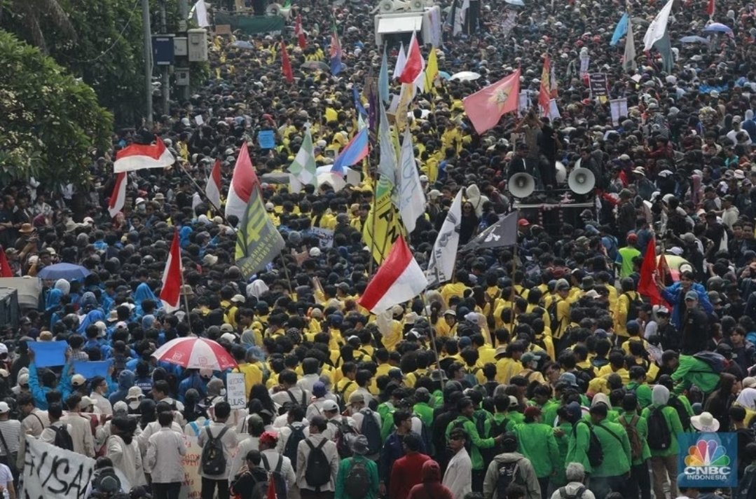 ELIPU190217's tweet photo. Silahkan mengemukakan pendapat anda tp jangan terprovokasi oleh kelompok2 yg sakit hati karena kalah di pilpres, kelompok2 yg masih haus kekuasaan dan terus membabibuta tidak peduli bangsa ini mau kacau sekalipun. Berpendapatlah dgn tetap menjaga kewarasan!!!! https://t.co/cqTLkC9pP3