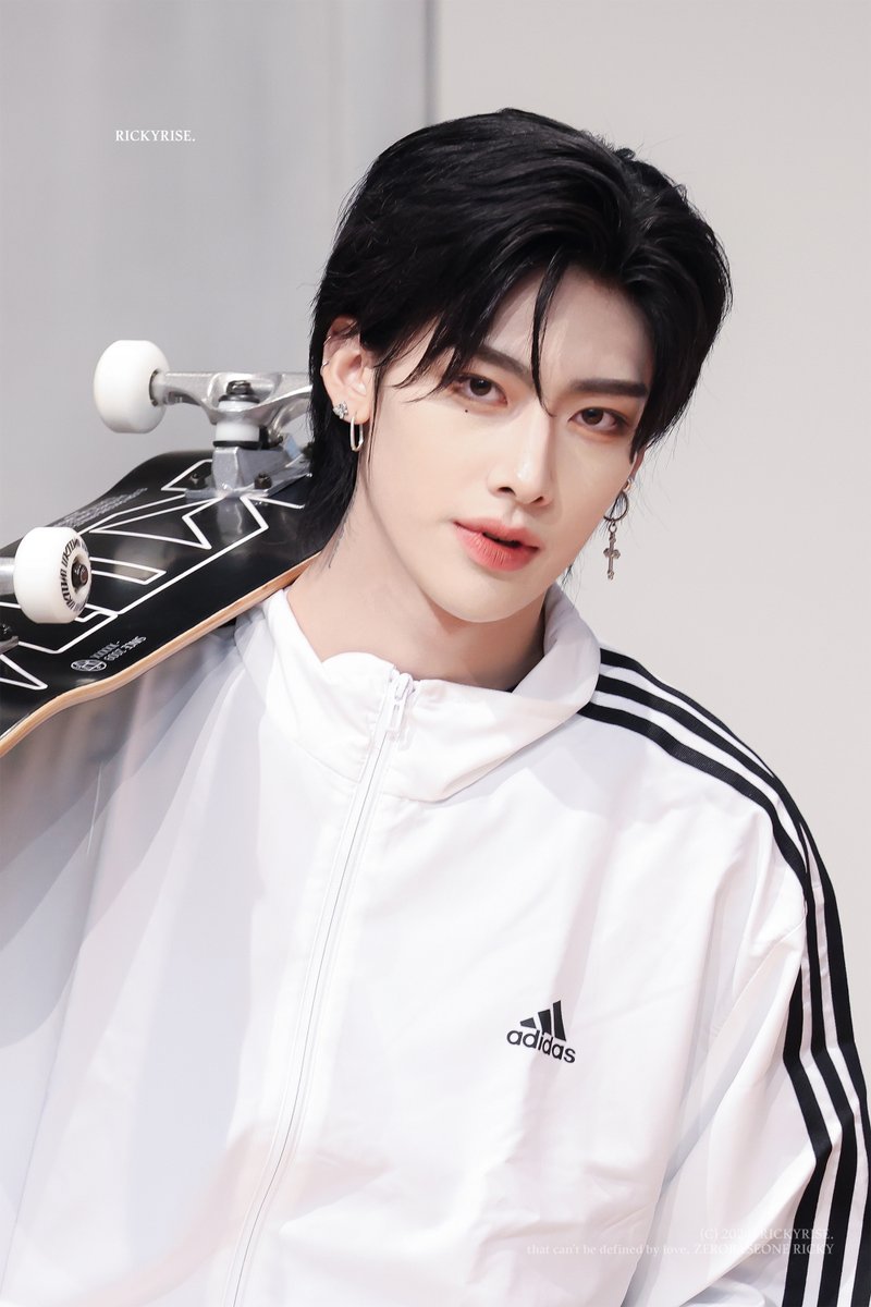 𝐑𝐈𝐂𝐊𝐘𝐑𝐈𝐒𝐄. tweet media