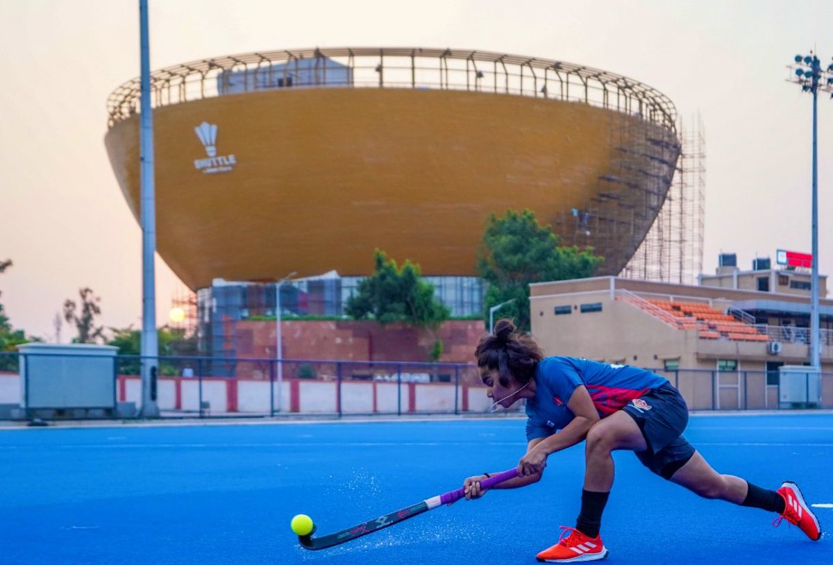 The Badminton High Performance Center(HPC) will be inaugurated soon in Bhubaneswar. 

Built in partnership with Dalmia Cement, Odisha has provided 3.04 acres of land and Rs 55 crore for this. 

It will have 8 courts, sitting capacity for 500 people and other modern facilities.