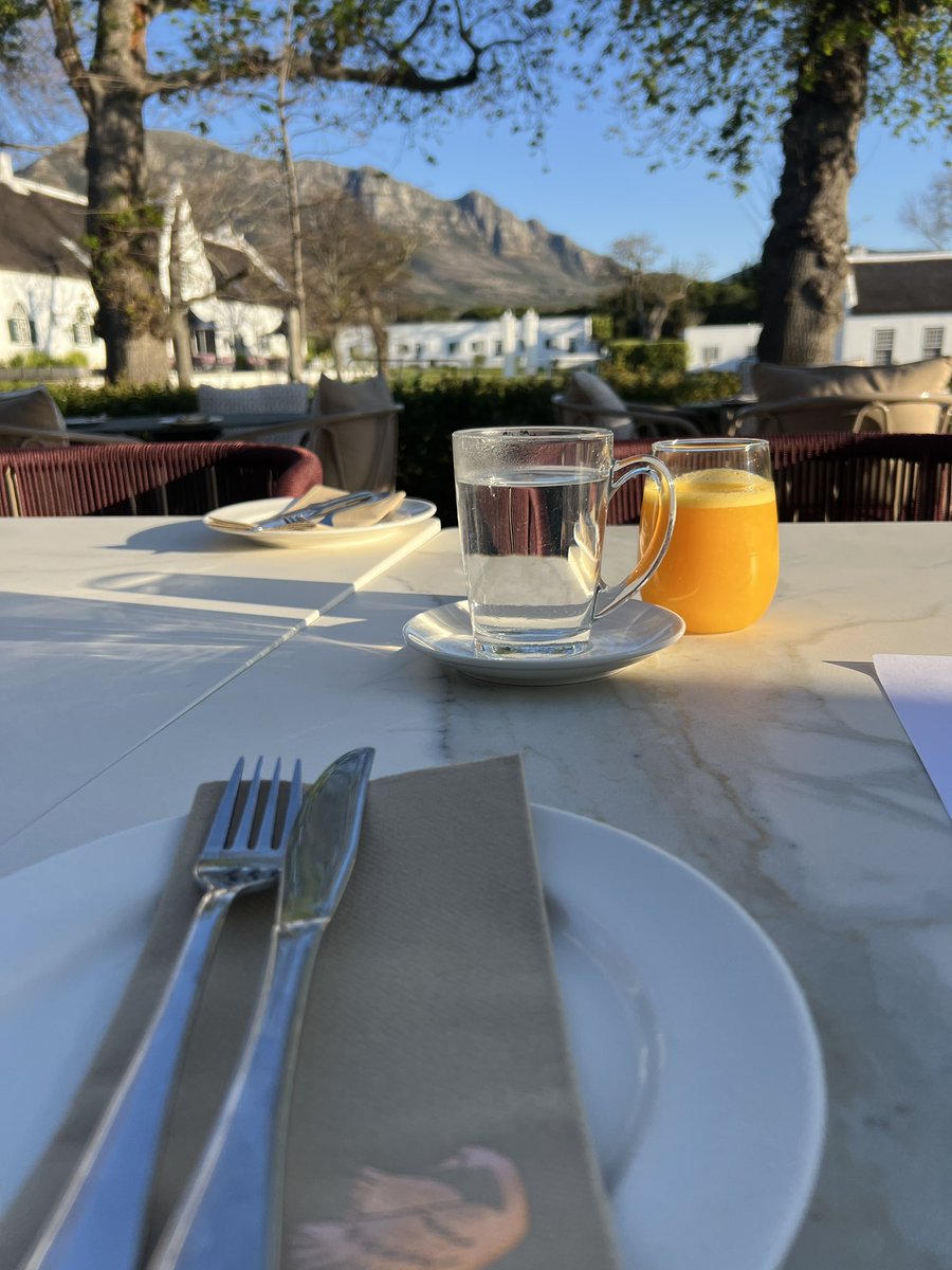 TsepangMolisana's tweet photo. I think I like this little life
@SteenbergWines
@InMyKitchenPod
#Steenberg https://t.co/iQuvkNyJfN