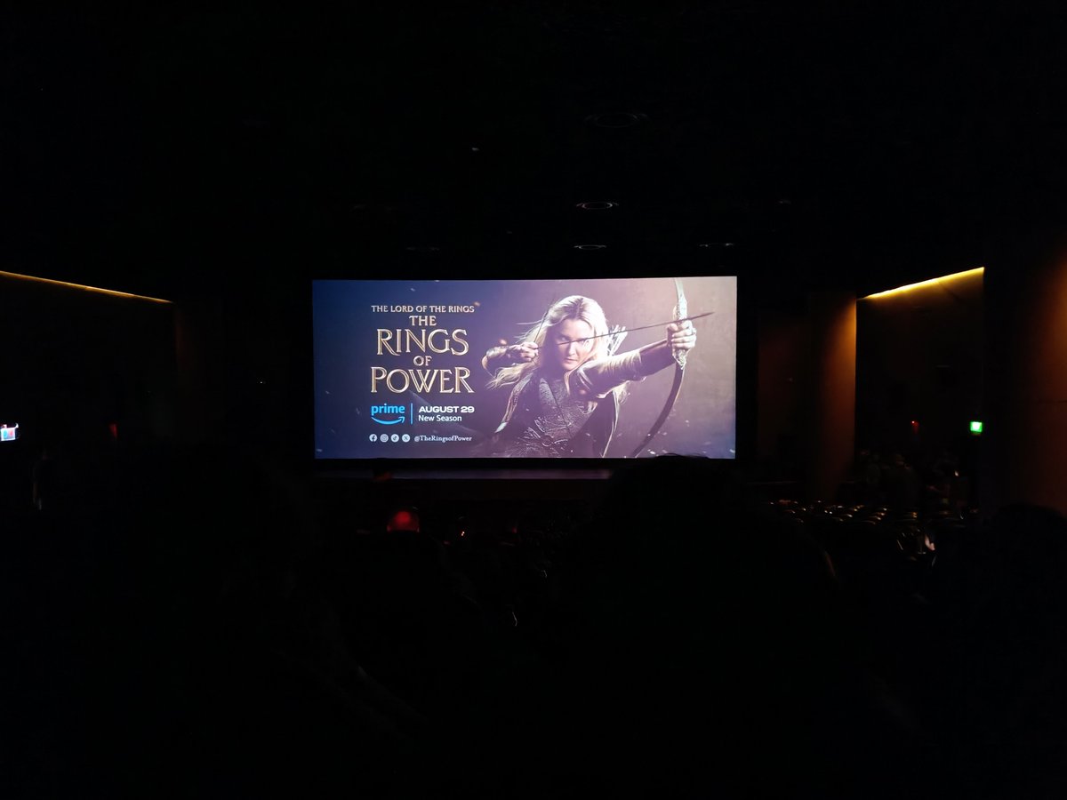 anandu_suresh_'s tweet photo. Attended the world premiere of #TheLordoftheRings: #TheRingsofPower Season 2 in Singapore last night. The initial glimpses suggest that S02 is bigger, better & darker than the previous one. Hope it stays the same throughout
#RingsOfPowerOnPrime @primevideoin @primevideosg #LOTR https://t.co/tsIFjVcd4N
