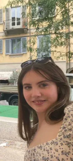 Education Evolved (@educationevolvd) on Twitter photo 🎉 Welcome our new Intern, Genevieve! 🎉 She recently graduated from <a href="/UofGlasgow/">University of Glasgow</a> with a degree in English Literature and History. She will be continuing her academic journey this year as she pursues a master’s degree in English Literature. 📚 #InternSpotlight 🎉 Welcome our new Intern, Genevieve! 🎉 She recently graduated from <a href="/UofGlasgow/">University of Glasgow</a> with a degree in English Literature and History. She will be continuing her academic journey this year as she pursues a master’s degree in English Literature. 📚 #InternSpotlight