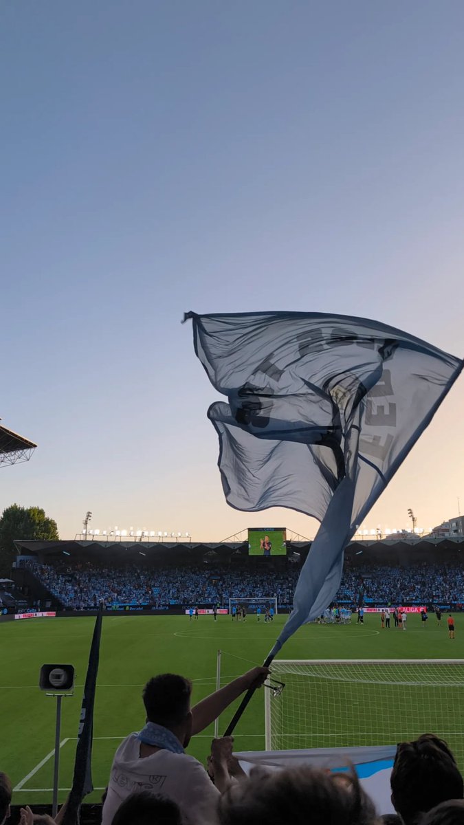 Lucicelta's tweet image. 101 anos de afouteza, parabéns meu @RCCelta 🩵