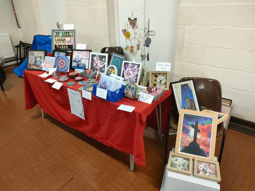 StonehouseCanal's tweet photo. 🖼 Handcrafted by Sharon will be at the Stonehouse Canal Festival 2024 on Sunday 1 September 2024. She will be in the churchyard at St Cyr's Church Stonehouse and will have lots of handmade crafts for sale including pictures, cards and much more! 😊 

#StonehouseCanalFestival2024 https://t.co/qpjwC3F3CD