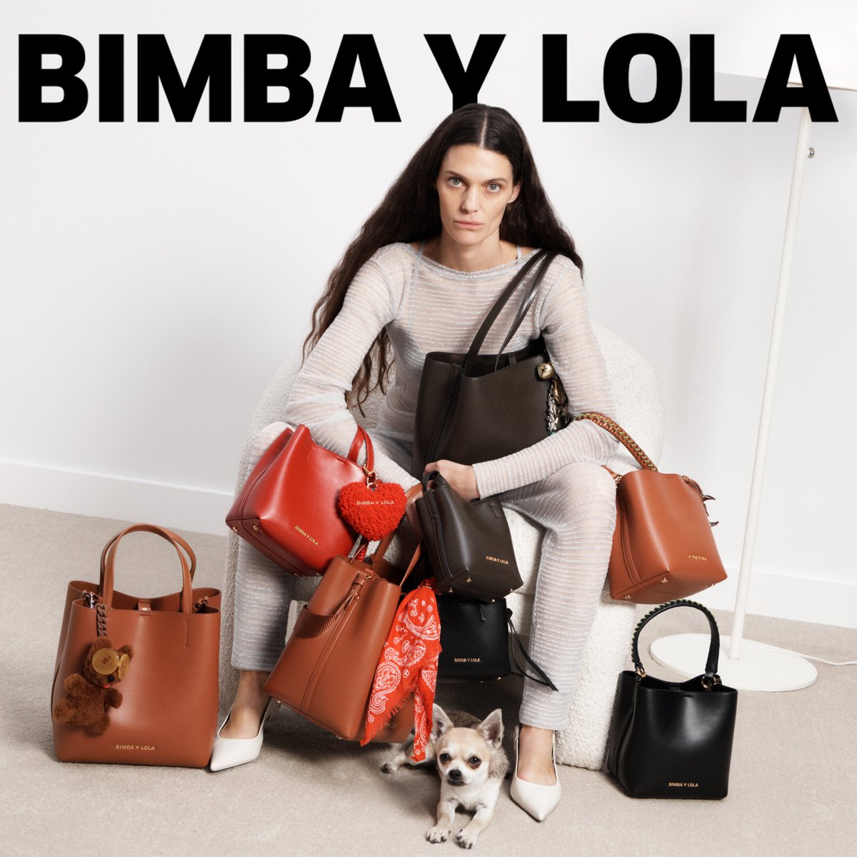 FW24 Campaign photographed by Larissa Hofmann with Marina Pérez, introducing the new Chihuahua bags
See the full Campaign on bit.ly/3YSAq56