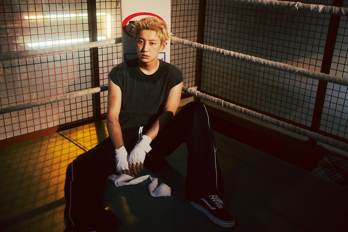 weareoneEXO's tweet image. 엑소 찬열, 첫 솔로 앨범 ‘Black Out’ 발매 D-5!
12년 간 쌓아온 다채로운 음악 스펙트럼 다시 보기!
익숙함과 새로움 사이, 업그레이드된 찬열의 색깔!

m.entertain.naver.com/now/article/60…

#CHANYEOL #찬열
#EXO #엑소 #weareoneEXO
#BlackOut #CHANYEOL_BlackOut