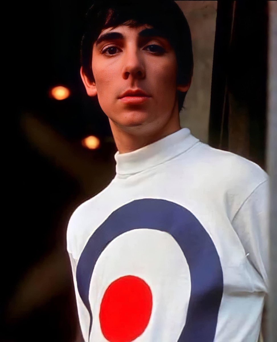 Ade Belcher (@adeyb67) on Twitter photo Remembering the legendary drummer with the Who, Keith Moon
23 August 1946 – 7 September 1978
📷 PA Images
<a href="/NewWaveAndPunk/">PunkAndNewWave</a> #keithmoon #thewho #drummer #music Remembering the legendary drummer with the Who, Keith Moon
23 August 1946 – 7 September 1978
📷 PA Images
<a href="/NewWaveAndPunk/">PunkAndNewWave</a> #keithmoon #thewho #drummer #music