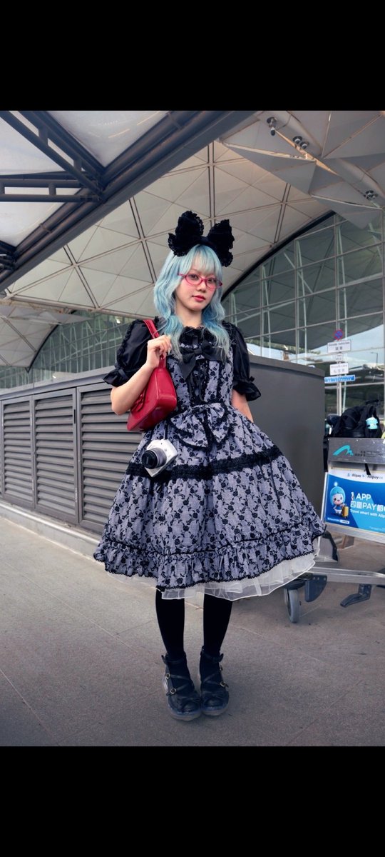 推しのXGのヒナタちゃんが最近ゴスロリ服を着ているのがすごく嬉しい