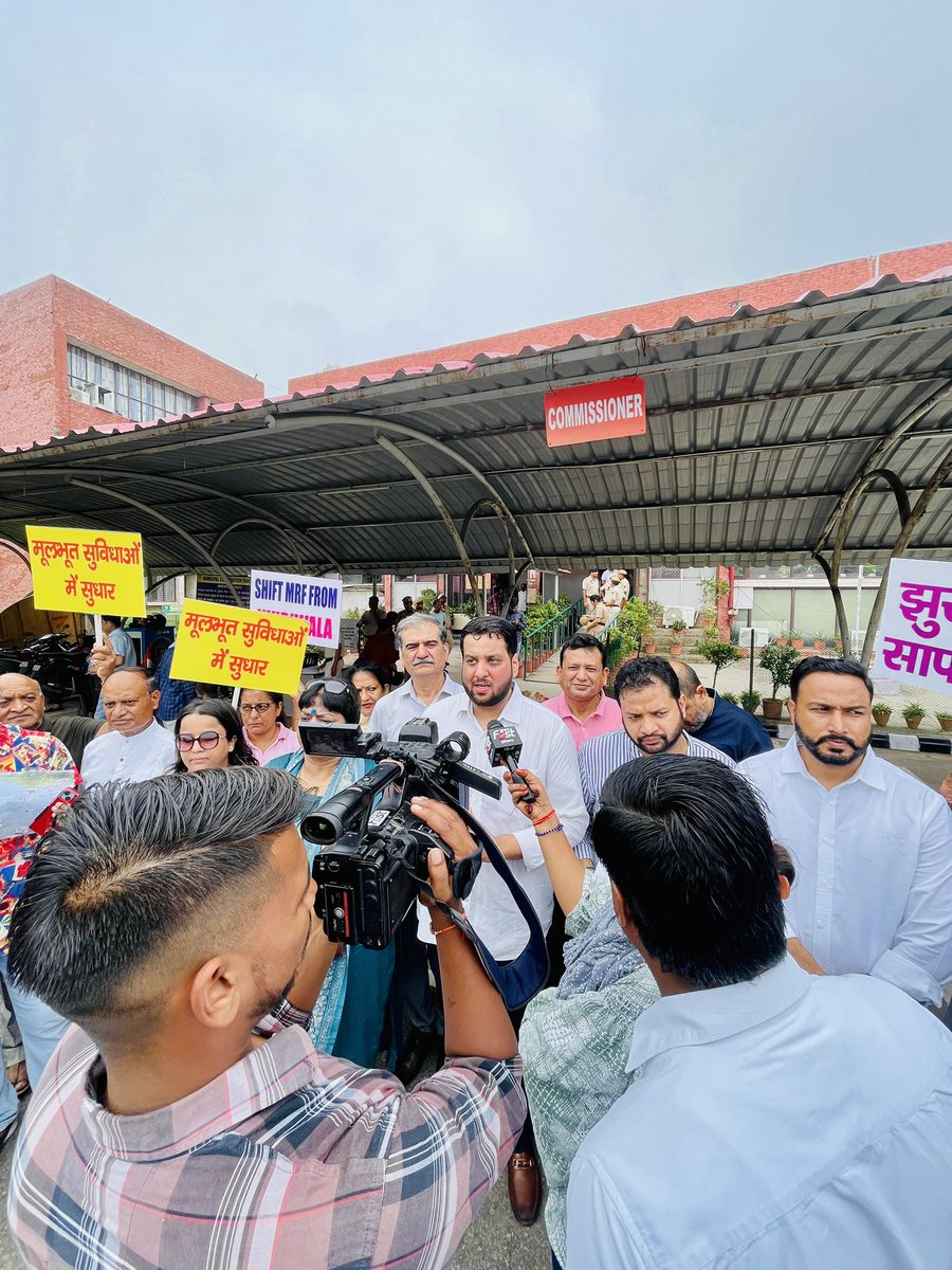 Protest against Jhuriwala Dumping at Municipal Corporation office Panchkula.