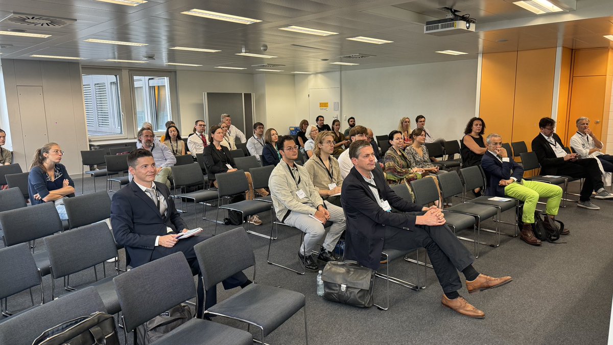 🌟 SFCNS Summer School 2024 happening now ! Opening talk on Swiss Brain Health Plan by Prof Claudio Bassetti 🧠 …cns-summerschool-2024.congress-imk.ch/frontend/index…
