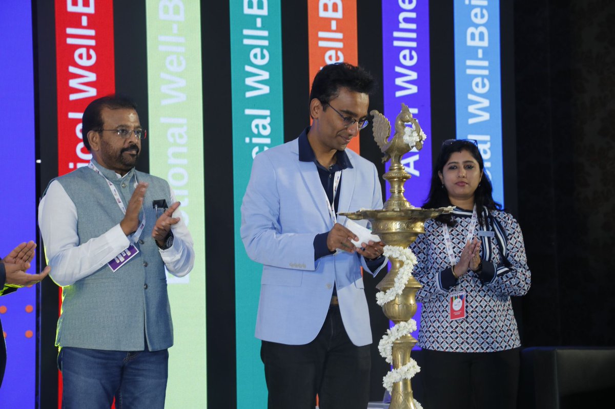 NhrdChennai's tweet photo. A beautiful start to the National Wellness Conference as we celebrated with a traditional lamp lighting ceremony and honored our distinguished chief guests. Thank you to everyone who joined us in this inspiring moment. #welcon24 #wellness #hrcommunity | @NHRDN | @nhrdbangalore https://t.co/IoE9n7axwe