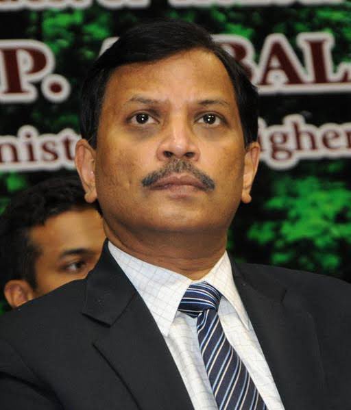 ARMTNPSC's tweet photo. Thiru.S.K.Prabakar, I.A.S., has assumed charge as Chairman, Tamil Nadu Public Service Commission today. Most welcome &amp; All the best Sir. Looking forward to working together with you. 
💐💐💐
#SKPrabakar #Chairperson #TNPSC https://t.co/qgpF90dTvq
