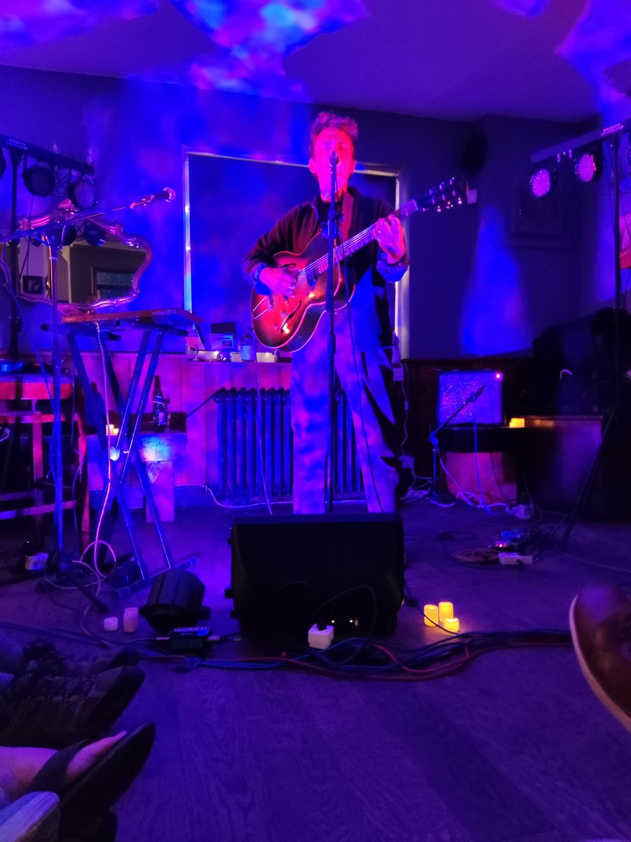 Brilliant evening at The Keep, Guildford listening to an excellent <a href="/acombsmusic/">A Combs</a> . Great to hear him live again