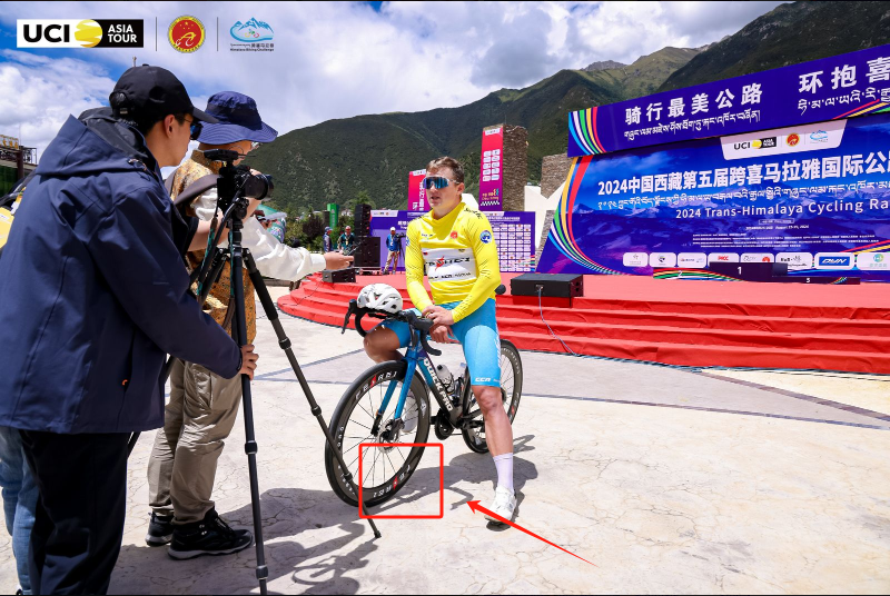 RobinShi1176316's tweet photo. Martin of Ferei Cycling Team wins the championship just now. (2024 Trans-Himalaya Cycling Race) Ferei wheels will not let you down https://t.co/b7n0LjUc5j