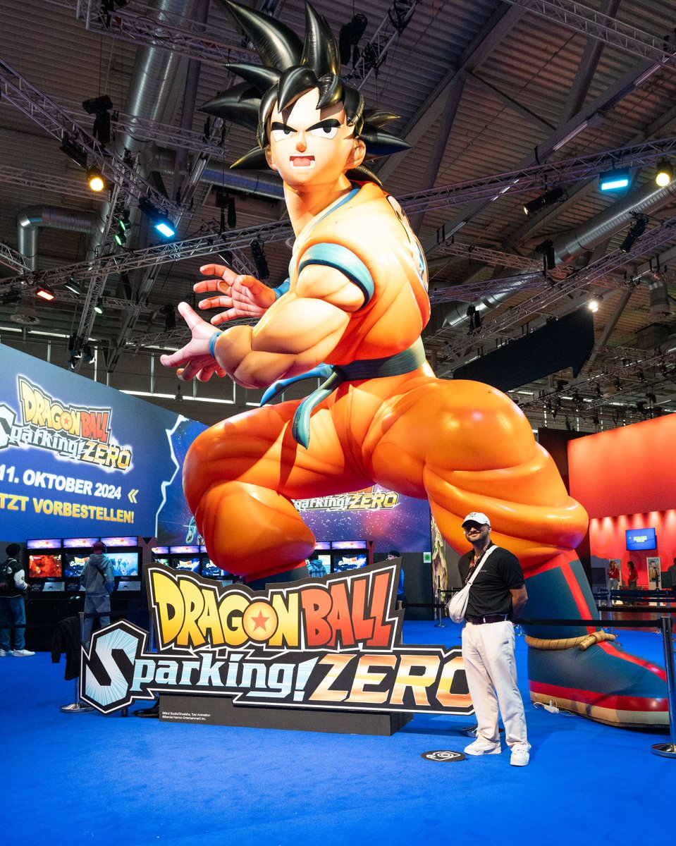 MIFcomGmbH's tweet image. Wie war Euer erster Tag auf der Gamescom?🔥
Habt Ihr unsere Systeme schon entdeckt? 🤔

Lasst es uns in den Kommentaren wissen!

#Gamescom2024 #MIFCOM #custombuild #gamingpc #pcgaming