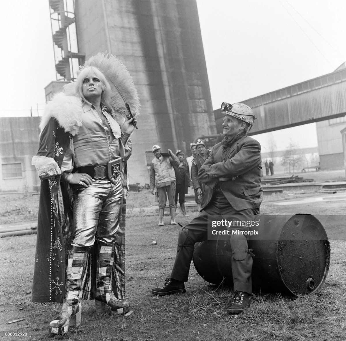 Great British Getty Images (@shitbritishpics) on Twitter photo Adrian Street, Welsh professional wrestler, pictured with his father, a coal miner (1974) Adrian Street, Welsh professional wrestler, pictured with his father, a coal miner (1974)