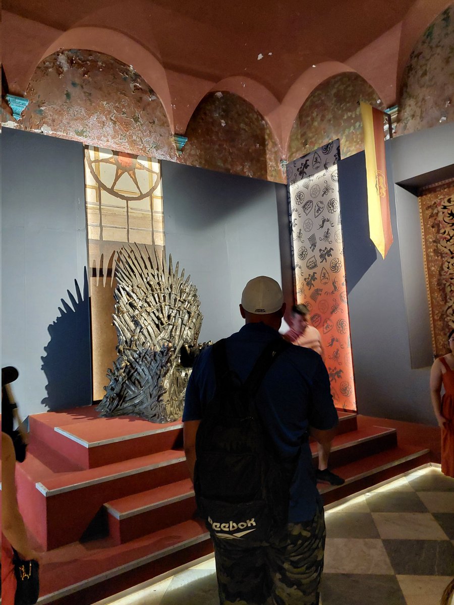 Hirorya_'s tweet photo. King's Landing de GoT (le port a aussi été utilisé pour Vikings Valhalla) 😍 https://t.co/J1FKDDvkiG