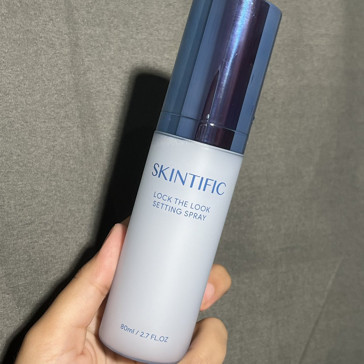 cryingbubbies's tweet photo. MAKEUP AKU TTP STAY WALAU UDAH KERINGETAN⁉️ ini aku pake skintific lock the look setting spray…
life saver bgt buat kulit oily ky aku🥹✊ dia bisa nahan minyak di wajah dan bikin hasil makeup jd tahan lama & anti badaiii💨
#SlaySpraySeal #SKINTIFICSettingSpray #racuninmakeup https://t.co/KYZXIw52sW