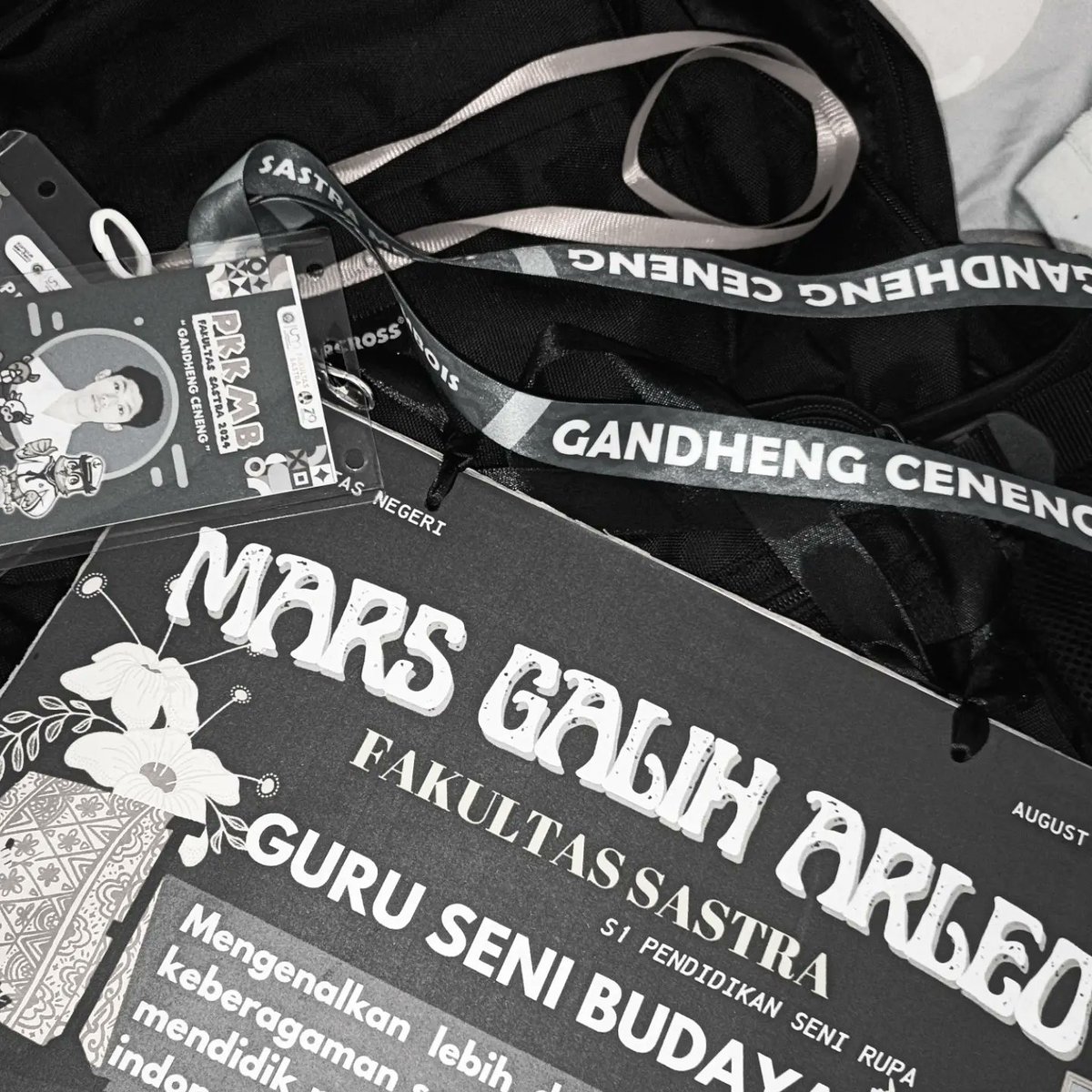 galr10_'s tweet photo. [Day-4 PKKMB UM 2024]
[Ekspresi Pemuda Cakra]
 
Saya MARS GALIH ARLEO dari Fakultas Sastra, bangga menjadi Laskar Dewantara Muda.

3 funfact saya : 
1. baik hati
2. tulus
3. jika baik hati dan tulus ku tak dihargai aku tau jalan pulang:)

@UM_1954
@BEMUMOfficial

#Day4PKKMBUM2024 https://t.co/HBK6rIUMuK