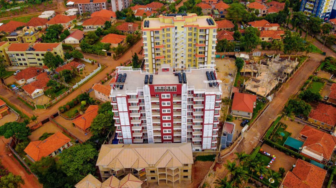 marrianah20's tweet photo. "🏠 Experience the perfect blend of affordability and luxury at Universal Affordable Housing! 🌟 Our diverse projects, such as Kingfisher Apartments, offer:

✨ Moderate prices to fit your budget 💸Prime locations for ultimate convenience 
🏞️ Modern amenities for a comfortable https://t.co/8P1Bj5ZWpd