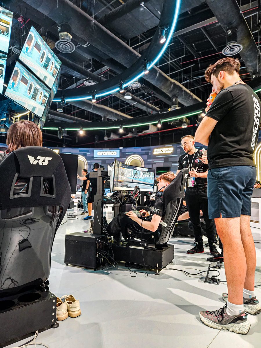 Guild Gaming (@guildesports) on Twitter photo Itβs RACE DAY π€
We return to the track today for the first round of the Team Championship in <a href="/esl_r1/">ESL R1</a> π
π°οΈ 14:10 BST / 15:10 CET
π twitch.tv/EWC_black
Letβs make it count πͺ
<a href="/JaaamesBaldwin/">James Baldwin</a> β
<a href="/bonohuis/">Bono Huis</a> β
<a href="/matt_emery/">Matt Emery</a> β
<a href="/markopejic14/">Marko Pejic</a> β
#EsportsWorldCup Itβs RACE DAY π€
We return to the track today for the first round of the Team Championship in <a href="/esl_r1/">ESL R1</a> π
π°οΈ 14:10 BST / 15:10 CET
π twitch.tv/EWC_black
Letβs make it count πͺ
<a href="/JaaamesBaldwin/">James Baldwin</a> β
<a href="/bonohuis/">Bono Huis</a> β
<a href="/matt_emery/">Matt Emery</a> β
<a href="/markopejic14/">Marko Pejic</a> β
#EsportsWorldCup