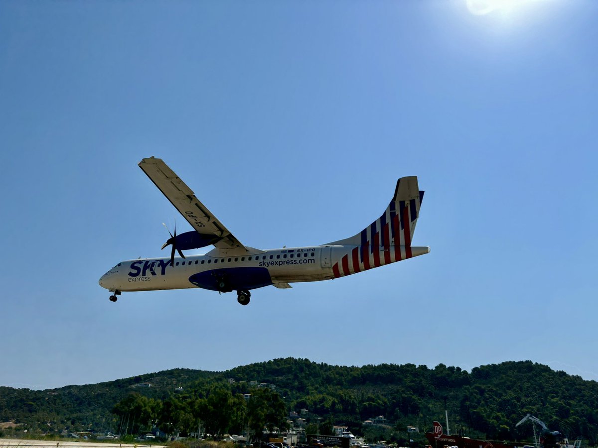 Gate7aviation's tweet image. Plane spotting in Skiathos the Saint Martin of Europe @skiathos #spotting @benjamin_video