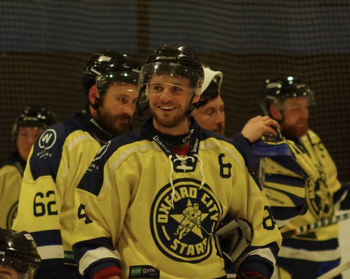 Bank Holiday feels... 
⁠
📸 Oxford City Stars 
⁠
#feelthepower #dunamissportswear #dunamiswear #icehockeyuk #icehockeyplayers
