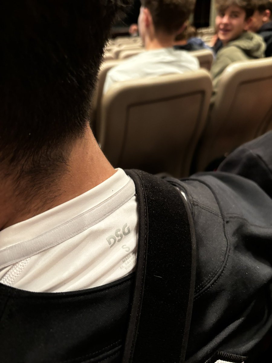 Agent tardo wears his undershirt inside out because he different😈😈 #bescaredlebo #sforsuper