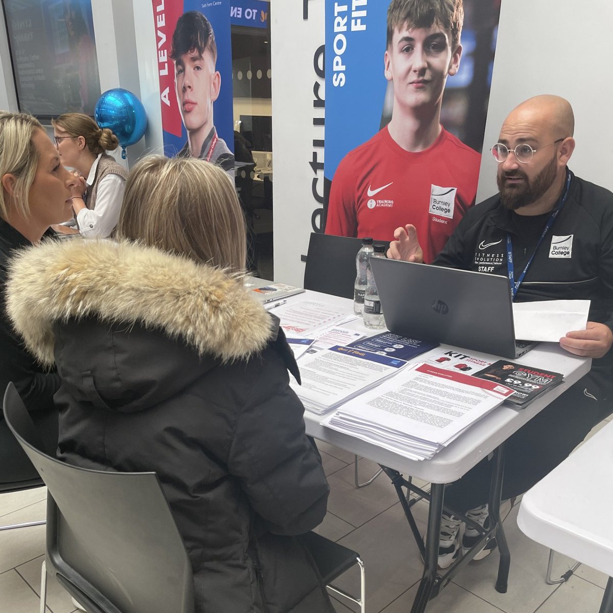 There’s still time to join the Number 1 College in England!
We’re here for individualised support you need to embark on the pathway to your perfect career.
Take charge of your future &amp; enrol with us!
More about enrolment - burnley.ac.uk/sixth-form-hom…