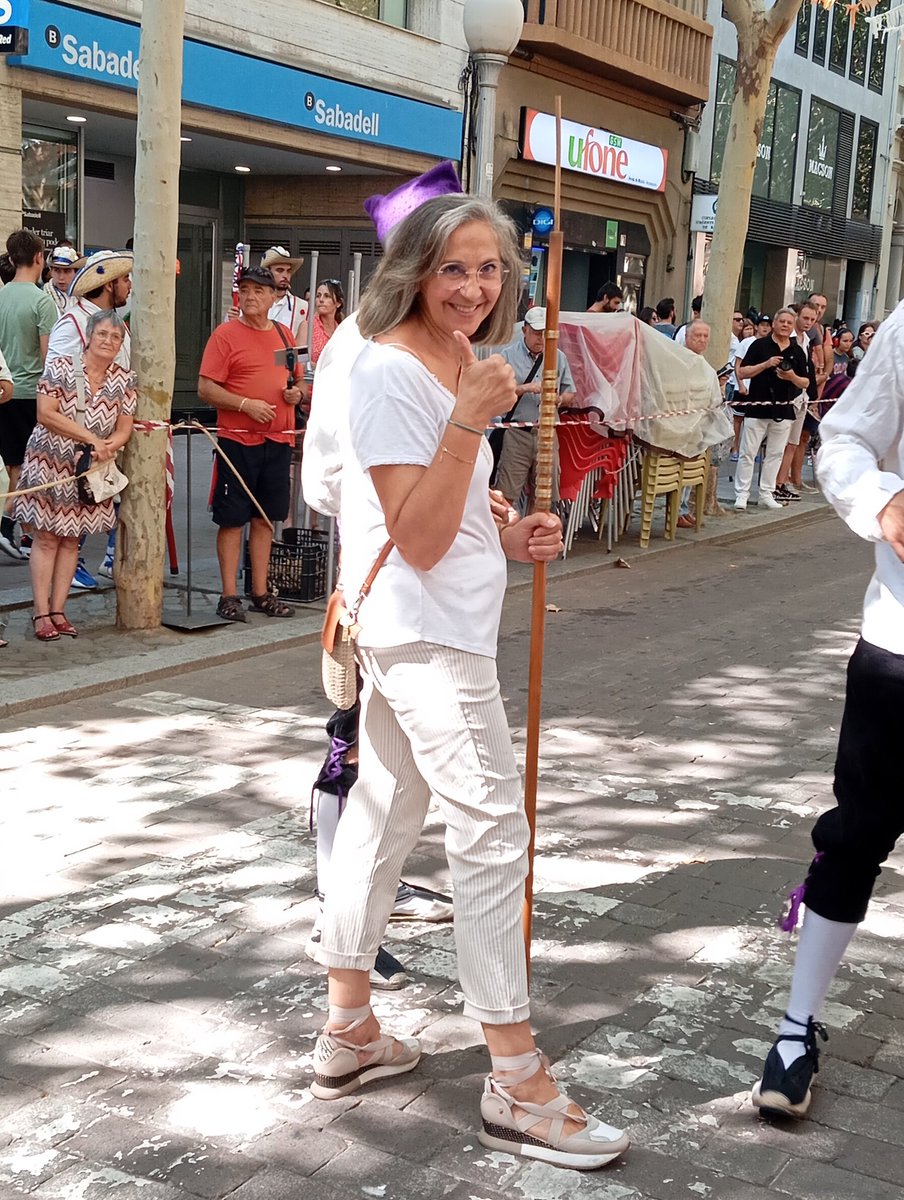 Amb una encenedora tant encertada només us puc felicitat estimats <a href="/elsvoladors/">els voladors</a> . ( Llàstima que la trobada m'ha durat poc).