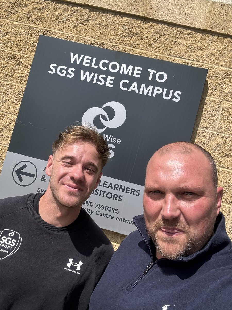 Had a great catch-up with the <a href="/SGSIn2sport/">SGS In2Sport</a> team today, brainstorming and planning next steps. 

I'm always inspired by their unwavering passion and commitment to reducing reoffending!

Apologies to <a href="/ArthurFurness/">Arthur Furness</a> —I'll keep working on my photography skills! 🫣