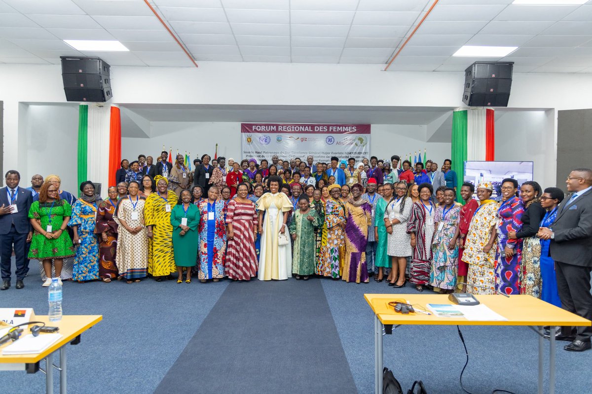 OPDD_Burundi's tweet image. Ce Forum Régional des Femmes a réuni des leaders régionaux pour explorer des stratégies visant à renforcer la paix et la sécurité dans la région.
