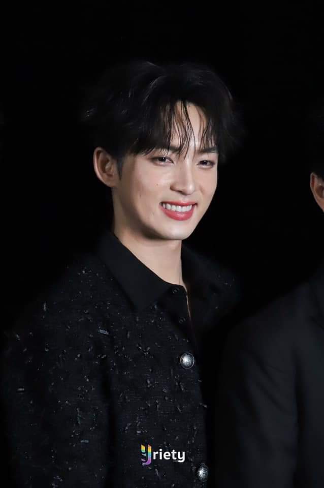 YPathong's tweet image. 