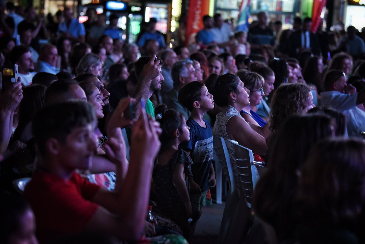 🎶  #MitrovicaInternationalJazzDays founded by a woman <a href="/RonaNishliu/">Rona Nishliu</a> kicked off last night with an incredible performance by <a href="/g_carling/">Gunhild Carling official</a> &amp; we at <a href="/unwomenkosovo/">UN Women Kosovo</a> are proud supporters. 
Let's come together over the next two days to celebrate these amazing artists!