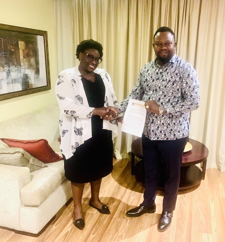 The Coalition met with the Deputy Minister of justice of the Democratic Rep. of Congo Hon. Samuel M. KABUYA <a href="/SamuelMbemba4/">Maître Samuel MBEMBA KABUYA TANDA</a> to advocate for direct access to the African Court <a href="/court_afchpr/">African Court</a> for individuals &amp; NGOs from the DRC
Visit our website 4 more info👇🏿shorturl.at/xwmD4