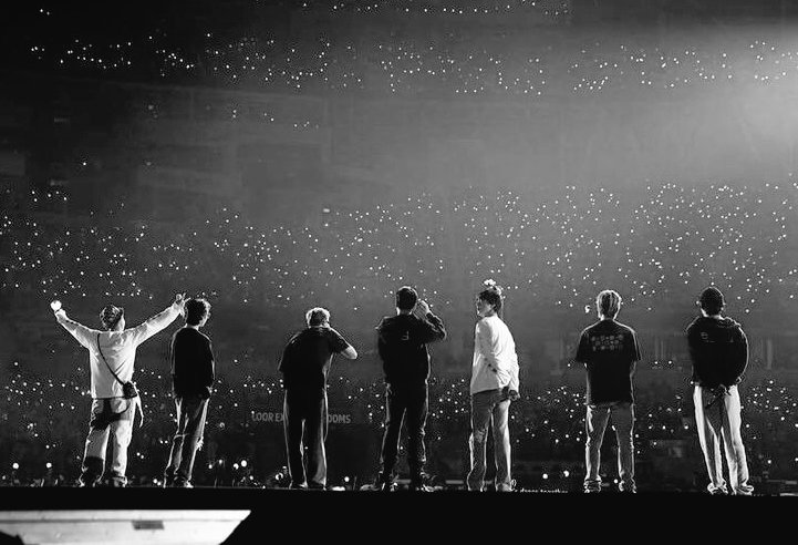 Refianigrande's tweet photo. My seven, My forever love. 🤍🕊

I'll be with #방탄소년단 for the rest of my life!💜💜💜💜💜💜💜🤍✨ https://t.co/vv7vIKYFoF