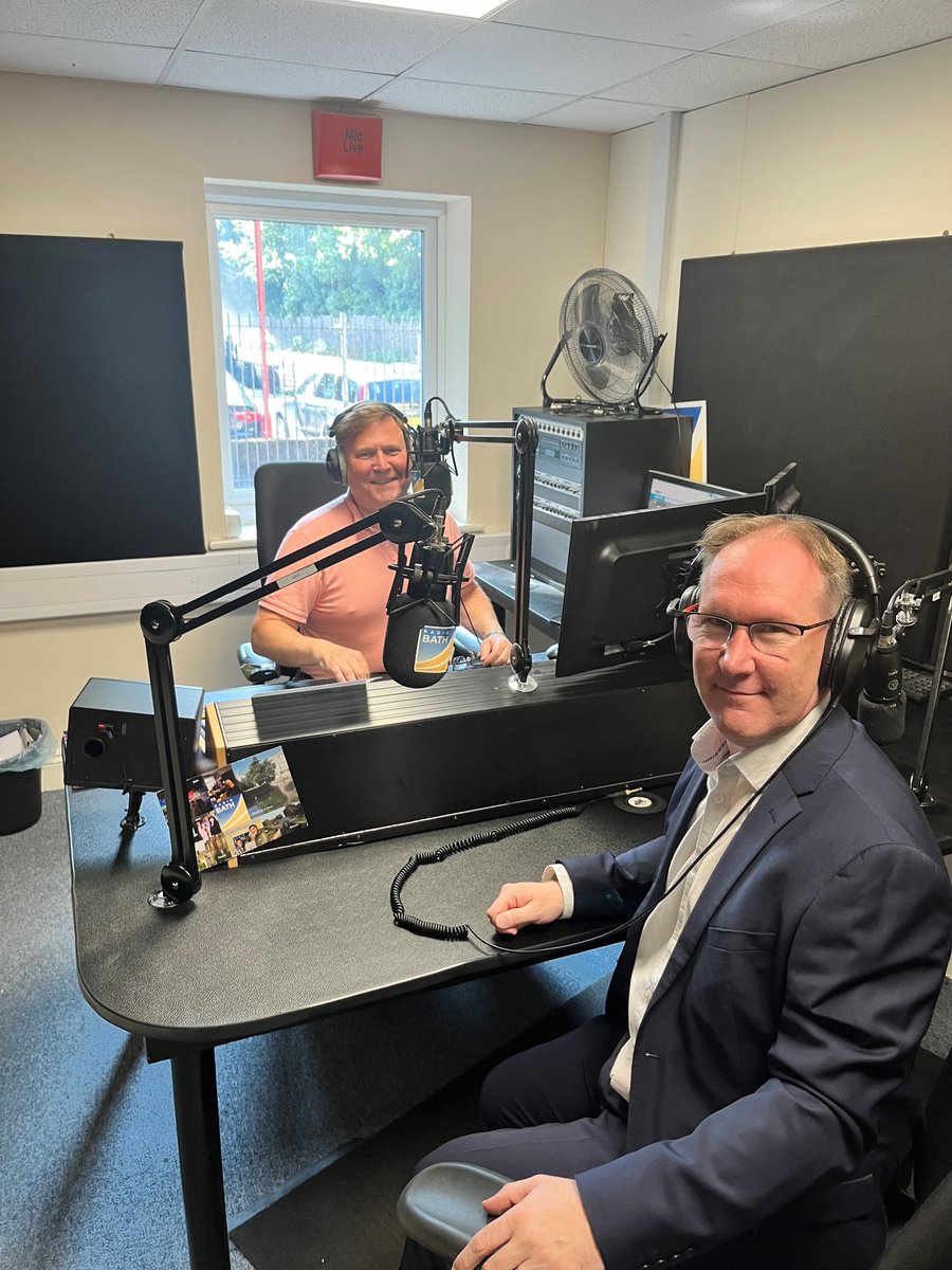 John Osman rocked the Radio Bath airs today to talk about Mediation!
Missed it? The interview will be on our Podcast "Your Money &amp; Your Life" next week.  
Listen on Spotify or your preferred podcast platform.  
#podcast #law #disputes #radiobath #solicitor #mogersdrewett #bath