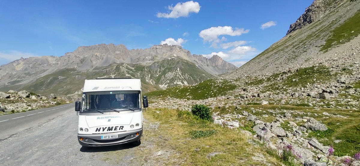 OurTourBlog's tweet image. As temperatures rise in France, we take to the cool of the high Alps - along with everyone else it would seem!  Read more here - ourtour.co.uk/home/high-into…