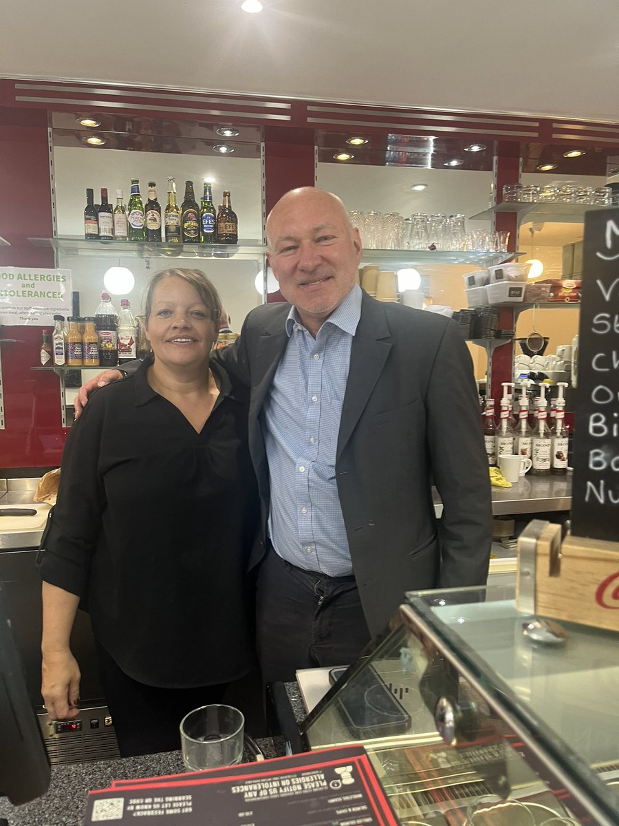 Great lunch in Bella Venezia, High St Dartford - big thanks to Ihsan, Lucy &amp; the team. Recommended!