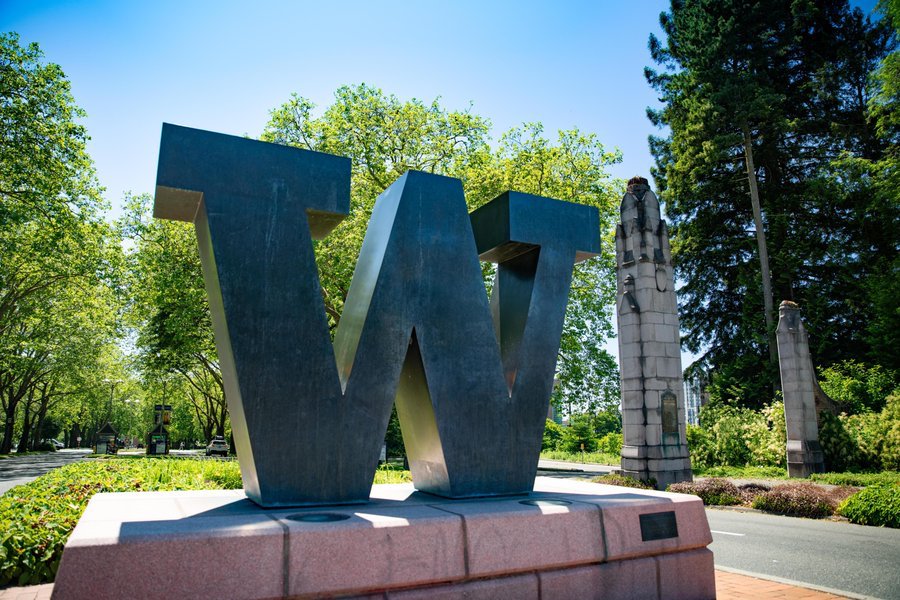 Jelani Ince (@jelaniwrites) on Twitter photo Come work with us! The Sociology Department
<a href="/UW/">University of Washington</a> is hiring in:
Sex/Gender/Sexuality: apply.interfolio.com/151038
Health/Med Soc: apply.interfolio.com/151028
I am not on the search committee for these positions, but I would be happy to answer any questions about life in the dept! Come work with us! The Sociology Department
<a href="/UW/">University of Washington</a> is hiring in:
Sex/Gender/Sexuality: apply.interfolio.com/151038
Health/Med Soc: apply.interfolio.com/151028
I am not on the search committee for these positions, but I would be happy to answer any questions about life in the dept!