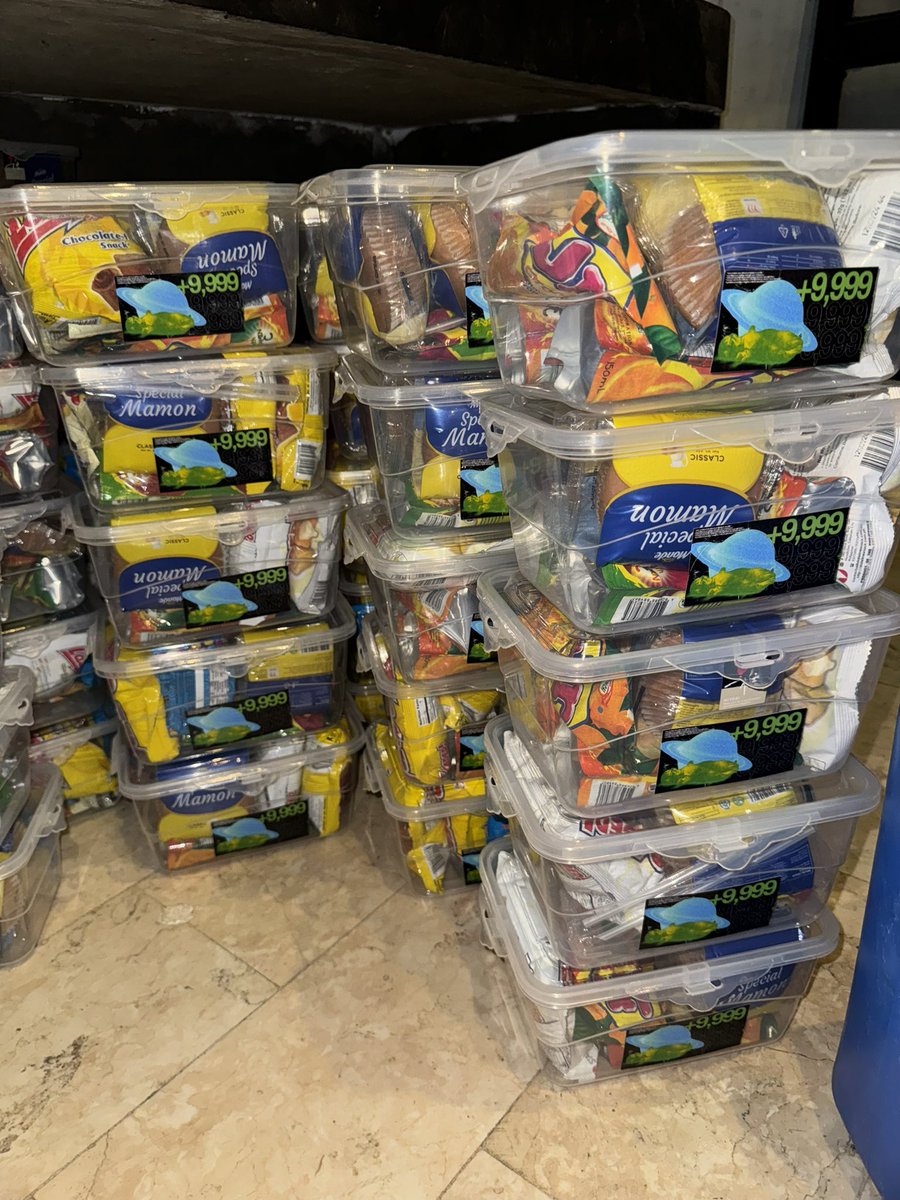 gmcryptokid's tweet photo. decided to spread positive $aura to a daycare on monday. 40 kids will received a snack packs ➕✨

i’ll keep auramaxxing whenever i can ✨➕

@auracoinsolana ➕✨ https://t.co/LmYOiQx8yV