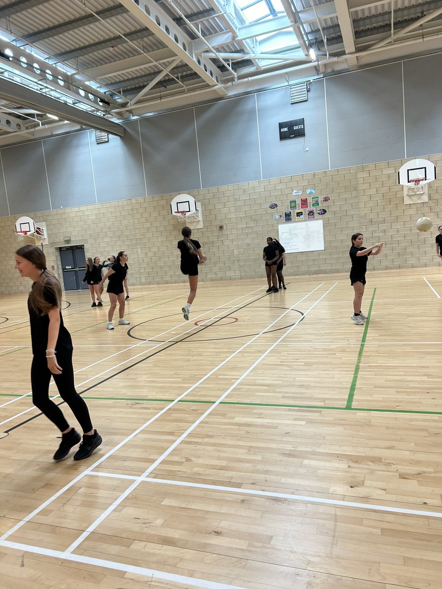 Netball is back!! Great first session with our new S1’s and welcoming back our S2’s 💫🌟 <a href="/st_ambrose_pe/">St Ambrose PE Dept</a> <a href="/FutureAmbrose/">St Ambrose Future Friday</a> <a href="/stambrosehigh/">St Ambrose High</a>