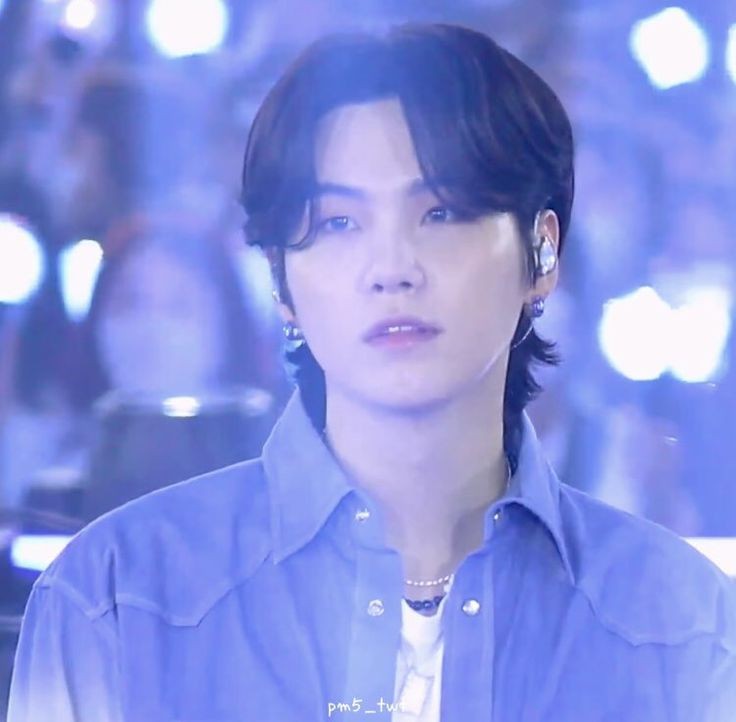 army2185235's tweet photo. WE LOVE YOU YOONGI
WE LOVE YOU SUGA
WE LOVE YOU AGUST D
#BTSisSeven
#SugaStays
#ARMYShieldsBTS
#BesideSUGA
#BTSPurpleRibbonProject
#ItsGonnaBeAlright
#힘들땐우리가함께걸어온길을돌아봐 https://t.co/1pkmAGRTuR