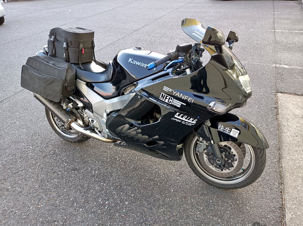 コイツ26年落ちです。エンジン単体で160馬力しか出てません。 その分SP