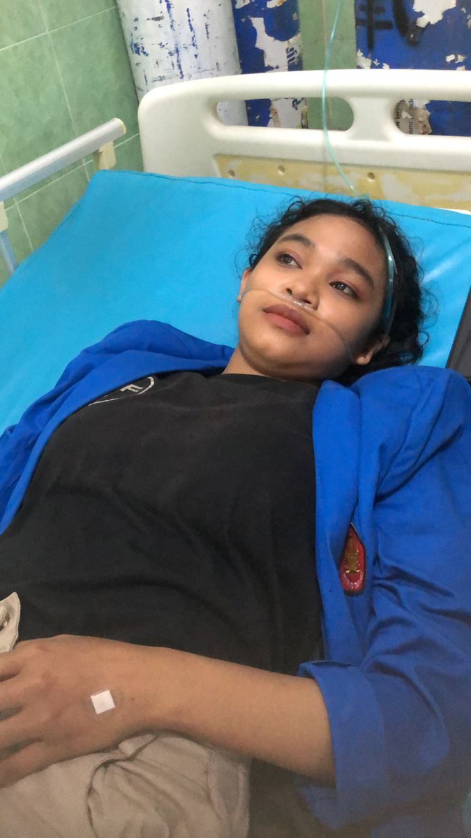 korban demo di dprd sulteng, unjuk rasa mahasiswa se kota palu memakan banyak korban dan ada yg sampai diintubasi