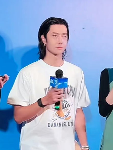 น้องออร่วมใจต้านเส้าᥫ᭡ˊ˗ tweet media
