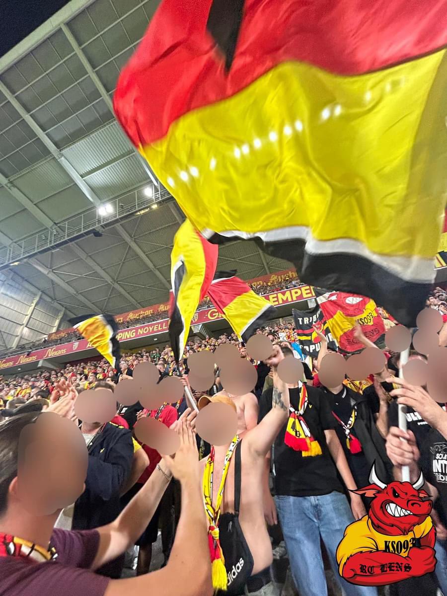 mentalite_lens's tweet photo. 📢 Kop Sang et Or 93
📍Bollaert Delelis
Lens 2 - 1 Panathinaïkos
#RCLPAO #RCLPANA #RCLens https://t.co/Uh8VrfnZHH